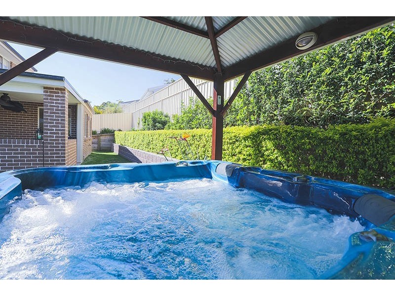 61 Crawford Lane, Mount Hutton NSW 2290