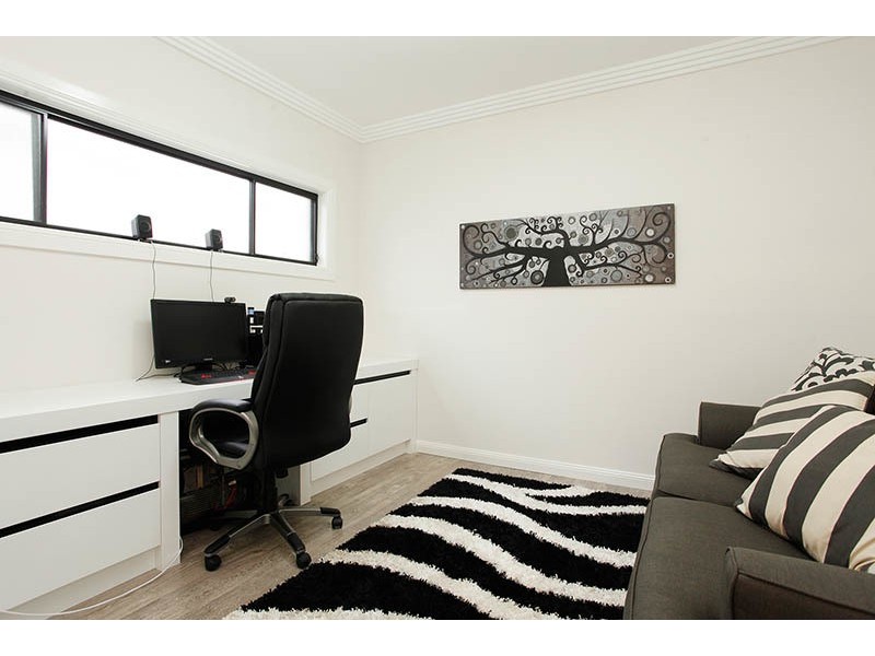 40 Longhurst Street, Oran Park NSW 2570