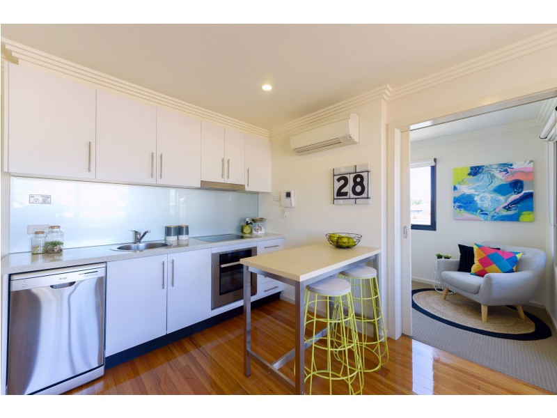 7/115 High Street, Preston VIC 3072