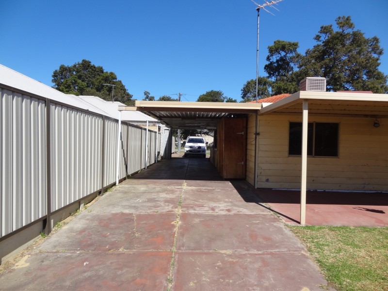 5 Bray Street, Kelmscott WA 6111