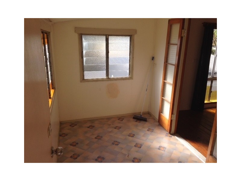 12 Gordon St, Mount Morgan QLD 4714
