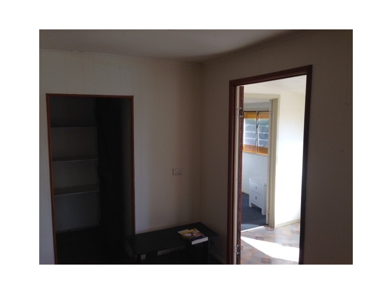 12 Gordon St, Mount Morgan QLD 4714