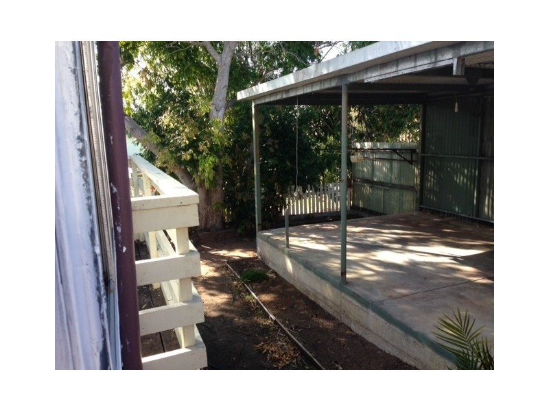 12 Gordon St, Mount Morgan QLD 4714