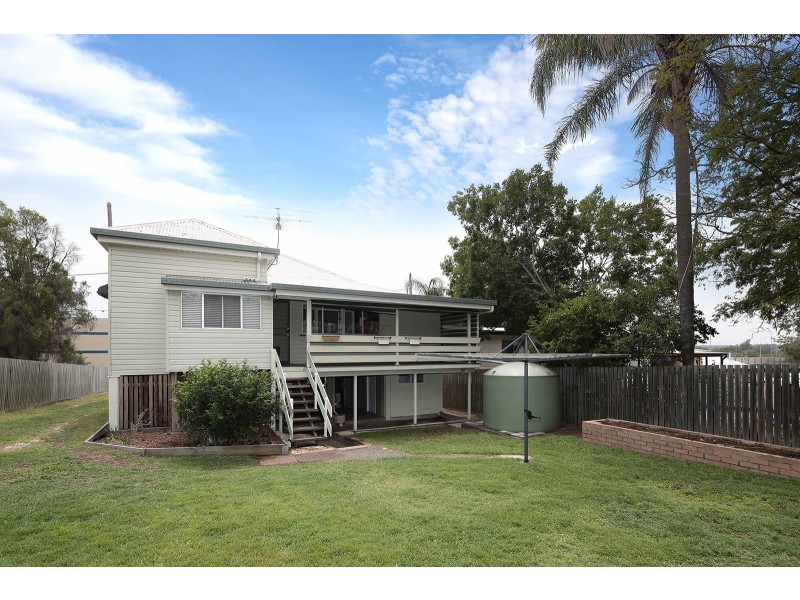 3 Hinton St, Goodna QLD 4300