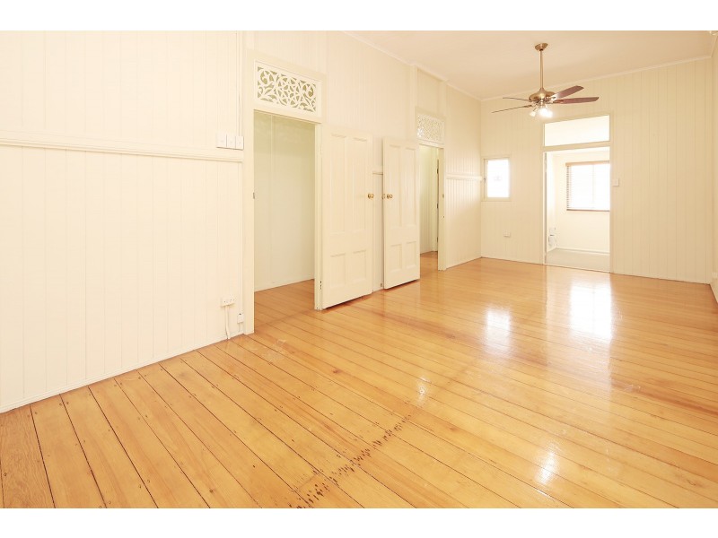 3 Hinton St, Goodna QLD 4300