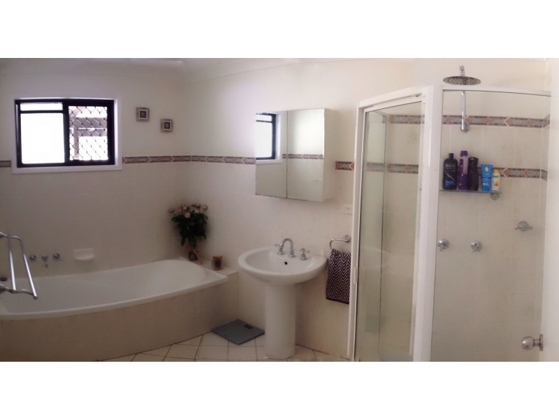 115 Old Yarraman Rd, Nanango QLD 4615