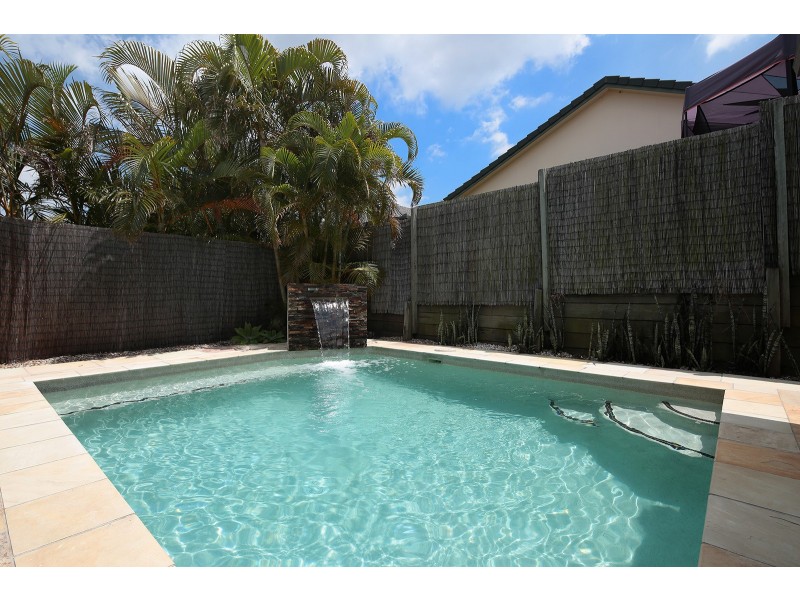 19 Olsen Crescent, Wakerley QLD 4154