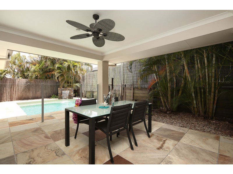 19 Olsen Crescent, Wakerley QLD 4154