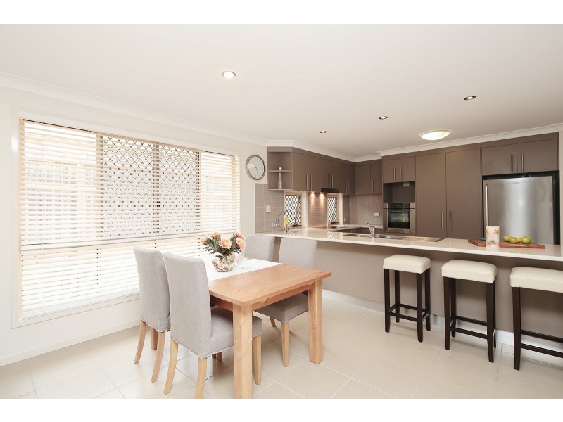 19 Olsen Crescent, Wakerley QLD 4154