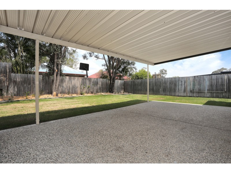 33 Berkshire Place, Springfield Lakes QLD 4300