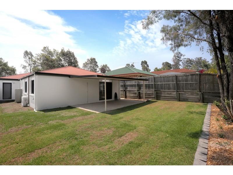 33 Berkshire Place, Springfield Lakes QLD 4300