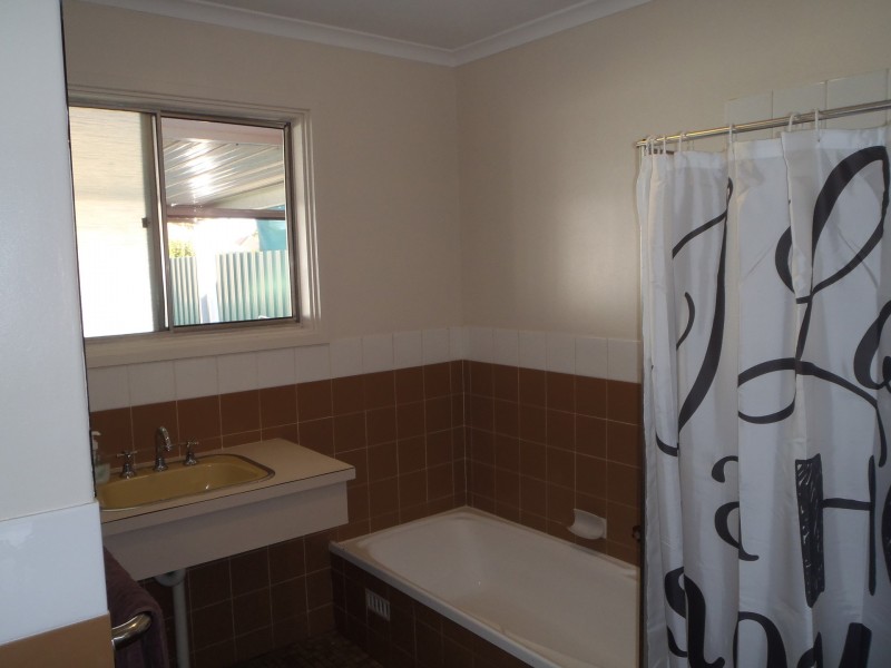 4 Mallett avenue, Brahma Lodge SA 5109