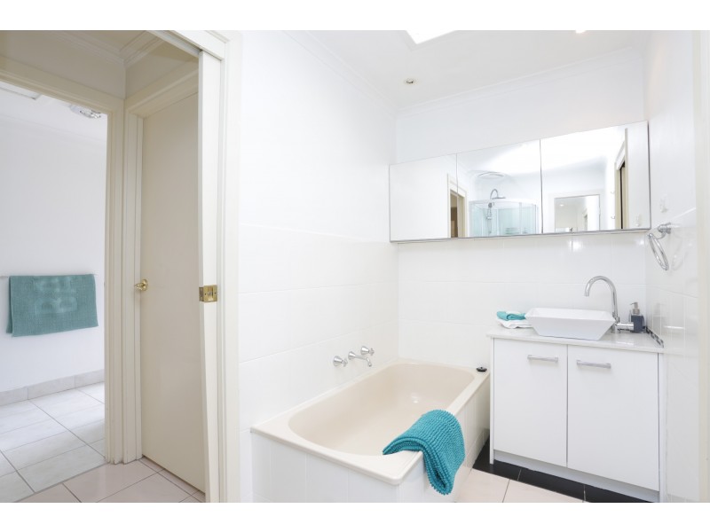 5A Dane Road, Hampton East VIC 3188