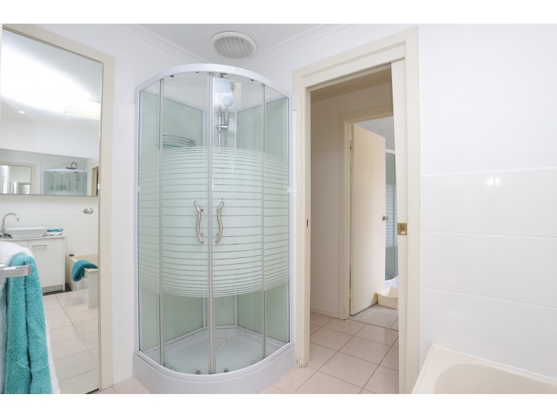 5A Dane Road, Hampton East VIC 3188