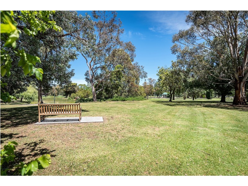 5A Dane Road, Hampton East VIC 3188