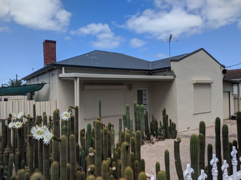 77 Crittenden Rd, Findon SA 5023