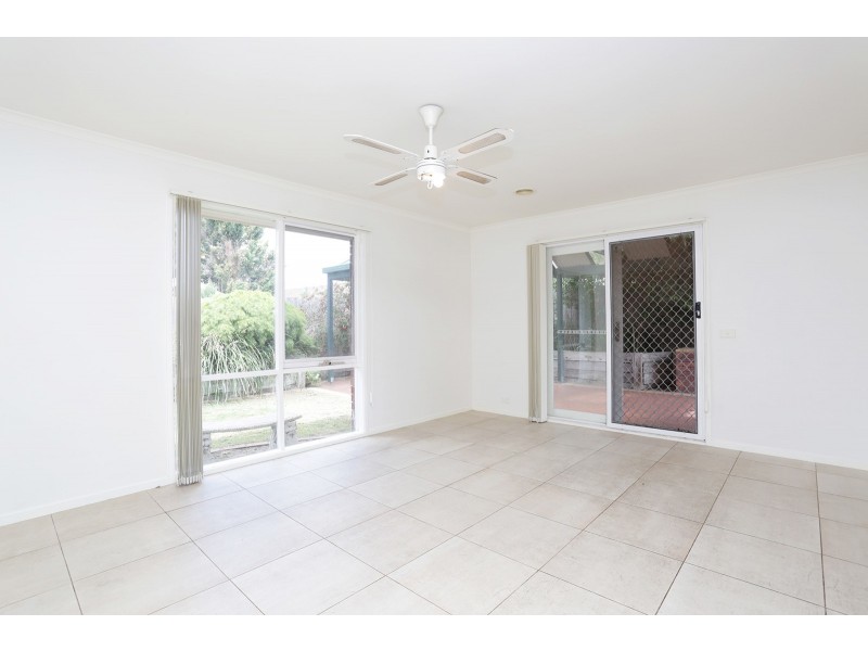 14 Wattle Bird Way, Langwarrin VIC 3910