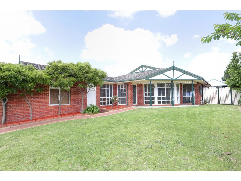 14 Wattle Bird Way, Langwarrin VIC 3910