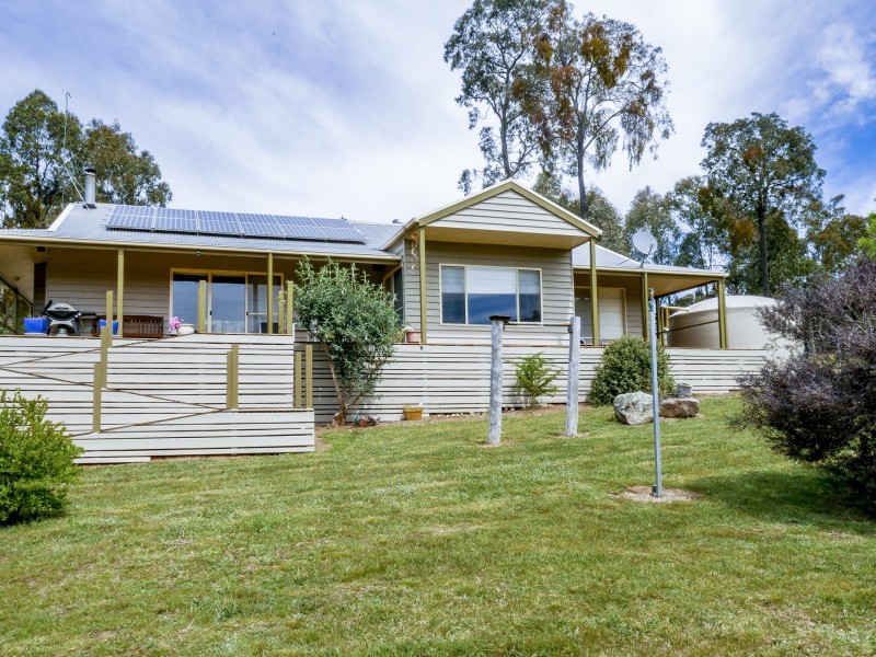 416 Estcourts Rd., Buchan South VIC 3885