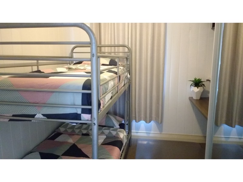 16 Gordon St, Milton QLD 4064