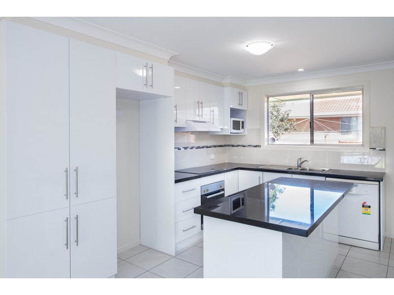 6 Corriedale Crescent, Harristown QLD 4350