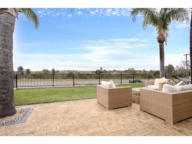 28 Kallaroo Place, Kallaroo WA 6025