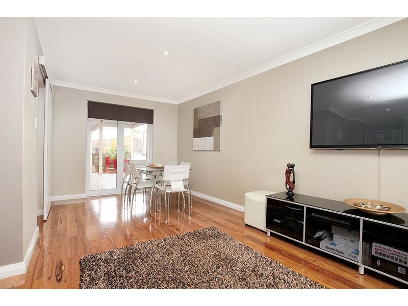 28 Kallaroo Place, Kallaroo WA 6025