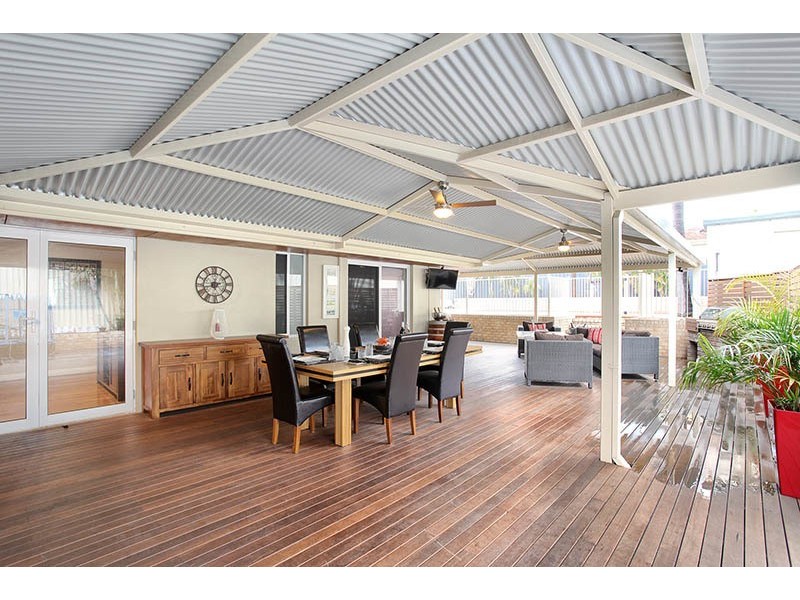 28 Kallaroo Place, Kallaroo WA 6025