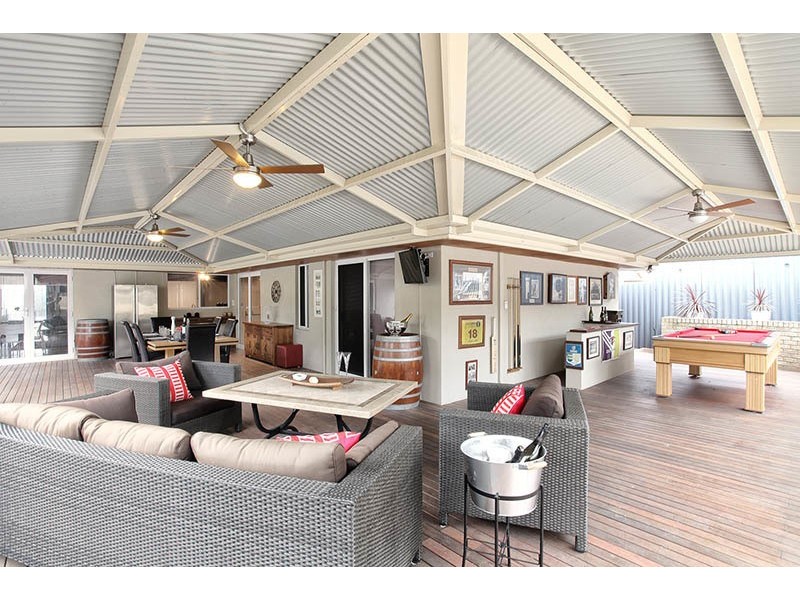 28 Kallaroo Place, Kallaroo WA 6025