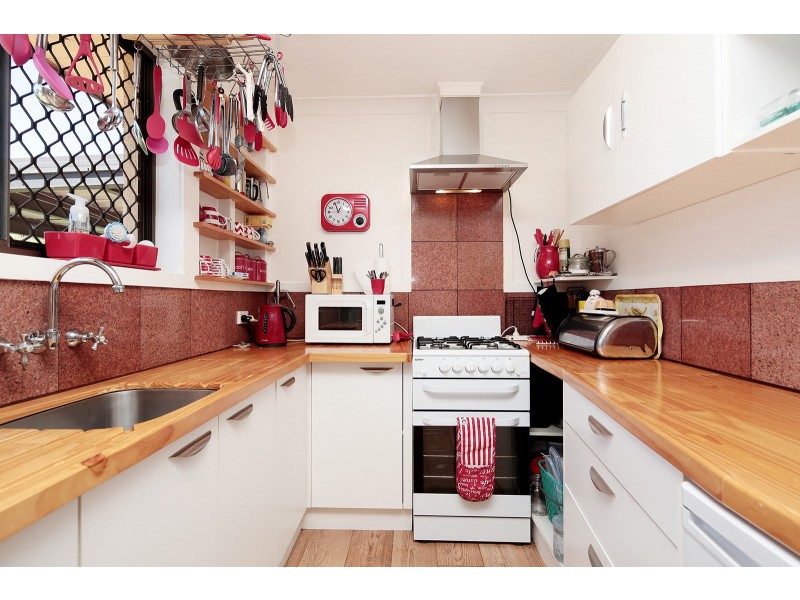 1 Champagne Crescent, Wilsonton Heights QLD 4350