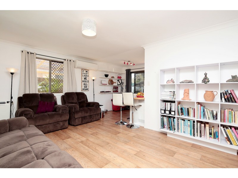 1 Champagne Crescent, Wilsonton Heights QLD 4350