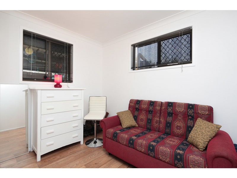 1 Champagne Crescent, Wilsonton Heights QLD 4350