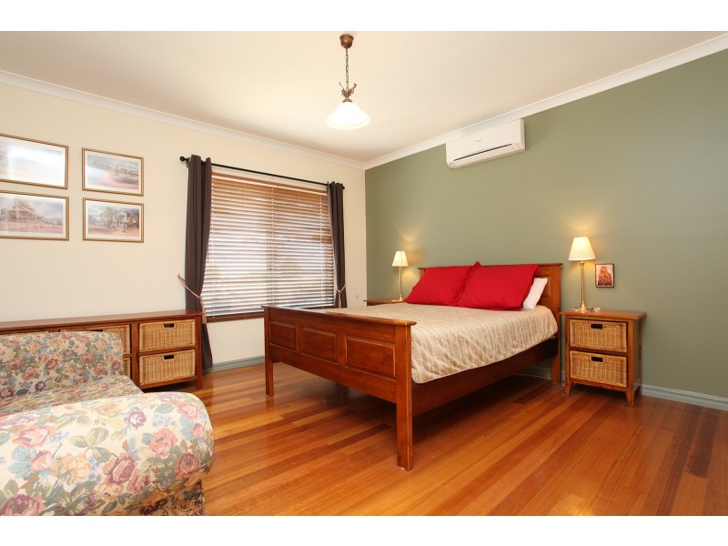 2/3 Leander Street, Falcon WA 6210