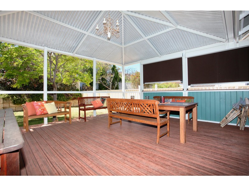 2/3 Leander Street, Falcon WA 6210