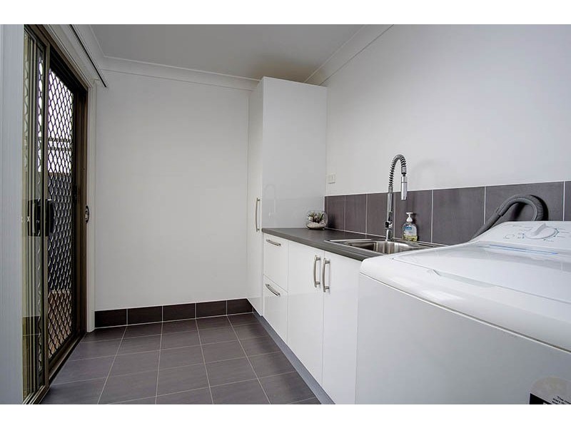 69 Coastal View Dr, Tallwoods Village NSW 2430