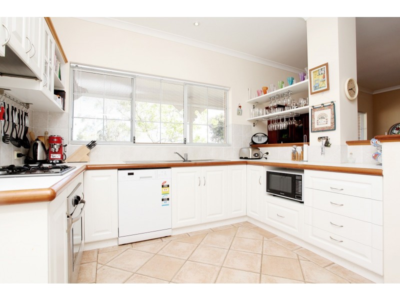 12 Paganoni View, Beeliar WA 6164