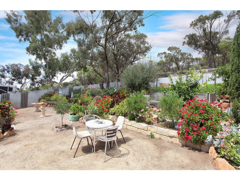 17 Hamersley Street, Toodyay WA 6566