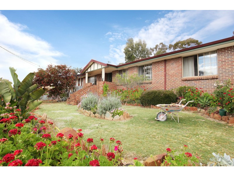 17 Hamersley Street, Toodyay WA 6566