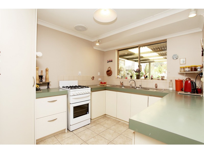 17 Hamersley Street, Toodyay WA 6566