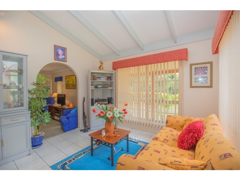 16 Billabong Drive, Gooburrum QLD 4670