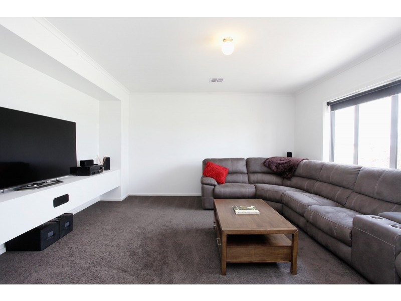 105 Blakeville Road, Ballan VIC 3342