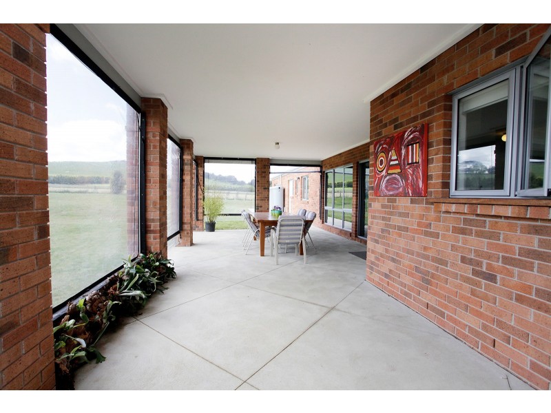 105 Blakeville Road, Ballan VIC 3342