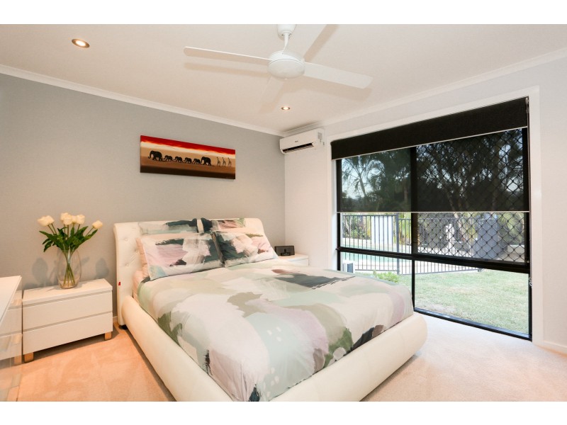 10 Broxbourne Place, Oxenford QLD 4210