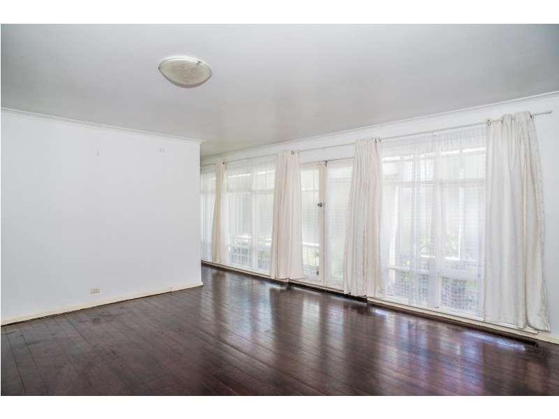 10 Normandy Road, Elwood VIC 3184