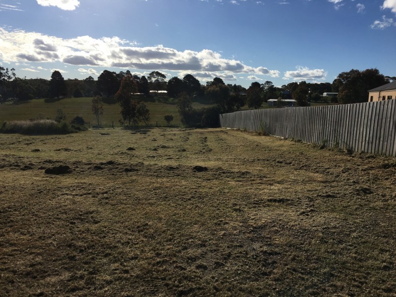 4 Merryweather Place, Buninyong VIC 3357