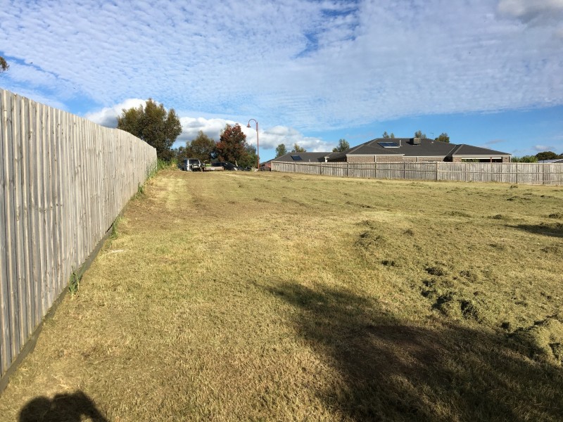 4 Merryweather Place, Buninyong VIC 3357