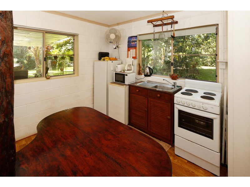 338 Appleyard Road, Bilyana QLD 4854