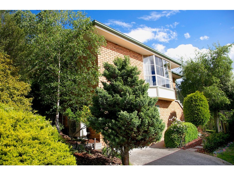 5/2-4 Broadby  Drive, Lenah Valley TAS 7008
