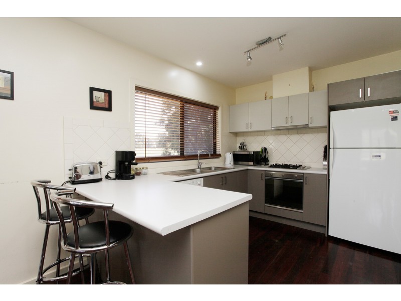 1/15-17 Clematis Drive, Halls Gap VIC 3381