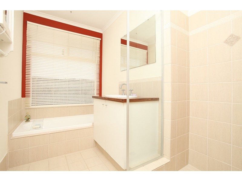 53 Hinchinbrook Ave, Ridgewood WA 6030